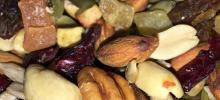 botana con nuez, pepita, almendra, cacahuate natural y arandano