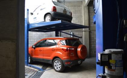 Elevautos dos columnas Serretecno