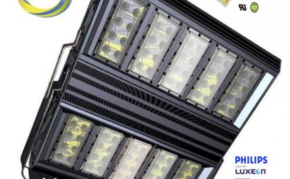 REFLECTOR LED ESCENARIOS DEPORTIVOS
