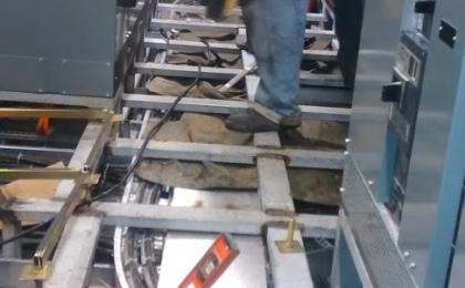 INSTALACION EN PISO FALSO ELEVADO,MANTENIMIENTO PISO FALSO